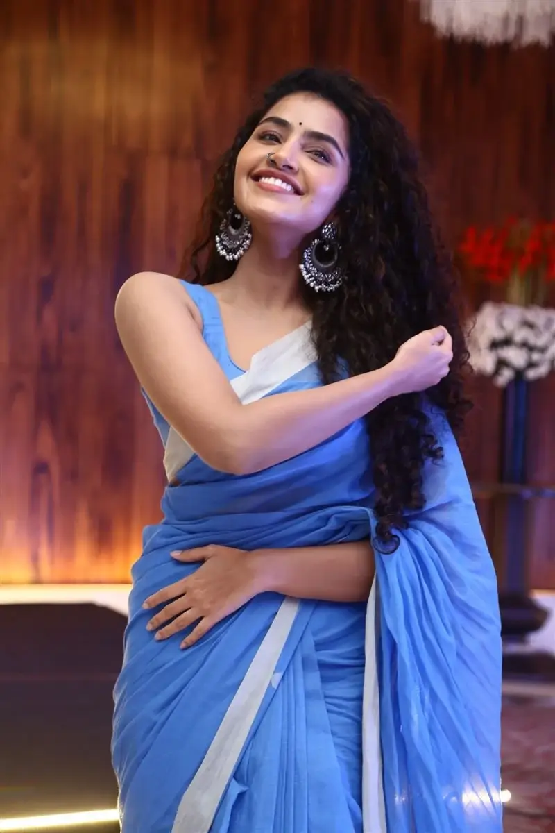 INDIAN ACTRESS ANUPAMA PARAMESWARAN IN BLUE SAREE 17